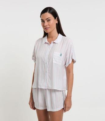 Pijama Curto em Viscose com Bolsinho no Peito e Estampa Listras