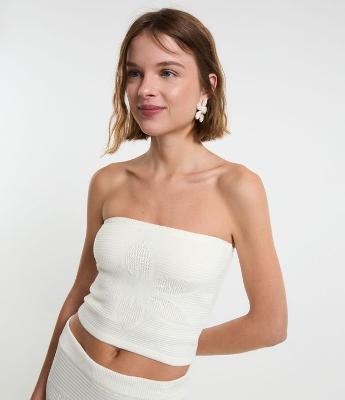 Blusa Cropped em Tricô com Flor em Jacquard