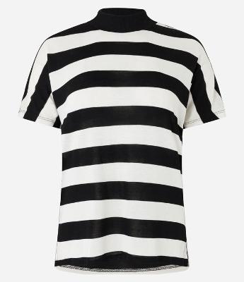 Blusa em Ribana sem Cava e Gola Alta