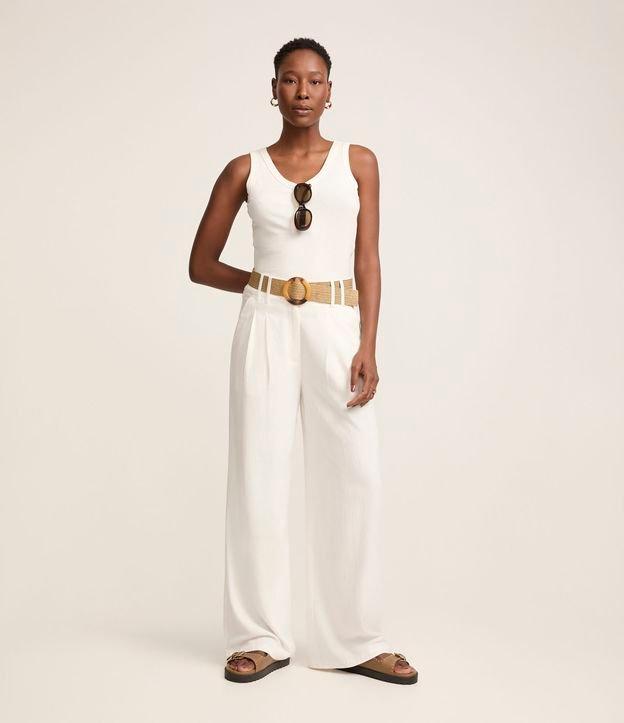 Calça Wide Leg em Viscolinho com Pregas - 2