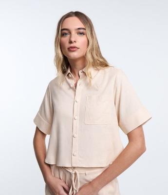 Camisa Curta em Viscose e Linho com Bolso