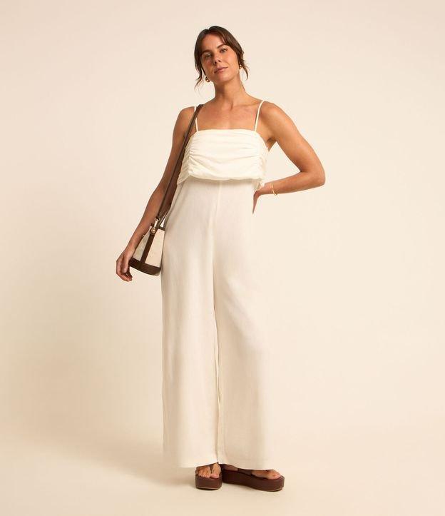 Macacão Pantalona de Alça em Viscolinho com Busto Frnazido - 2