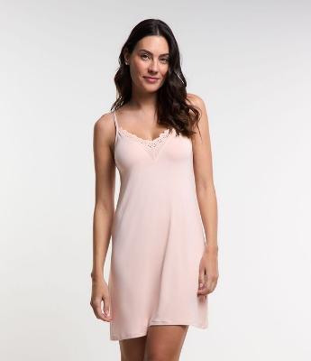 Camisola Curta de Alcinha em Viscose com Renda no Decote