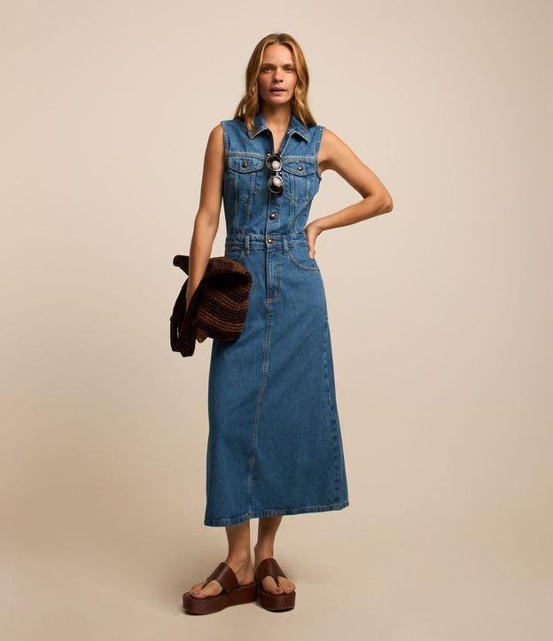 Vestido Longo em Jeans com Bolsos e Botões Frontais - 2