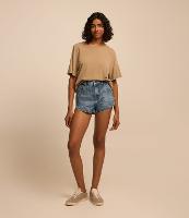 Short Hot Pants em Jeans Dirty e Fendinha Lateral - 2