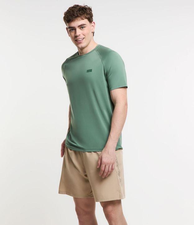 Camiseta Regular Esportiva com Tecnologia Dry e Detalhes Laser Cut - 1