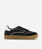 Tênis Chuteira com Recortes Contrastantes - 1