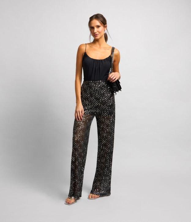 Calça Pantalona em Paetê Metalizado com Bolsos e Efeito Geométrico - 1