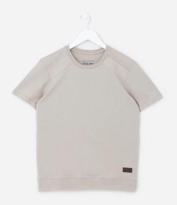 Camiseta Infantil com Recortes Texturizados - Tam 5 a 14 Anos