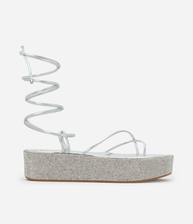 Sandália Flatform com Amarração e Sola Coberta por Strass - 1