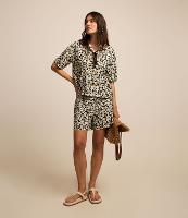 Short Cintura Alta em Viscolinho Alfaiatado com Estampa de Fundo do Mar - 2