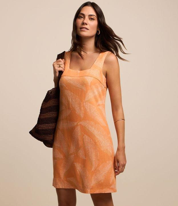 Vestido Curto em Viscolinho com Estampa de Folhagem - 3