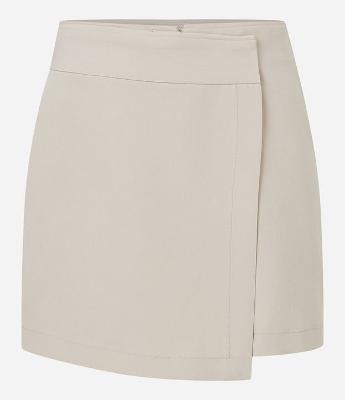 Short Saia Alfaiatado com Bolsos