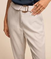 Calça Reta Alfaiatada com Cinto de Fivela Metalizada - 2