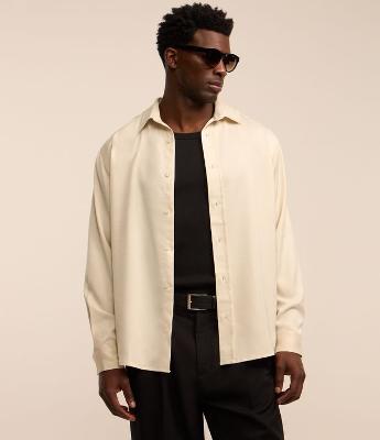 Camisa em Crepe com Textura Acetinada