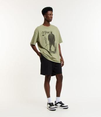 Bermuda em Moletom com Textura Waffle e Lavagem Estonada