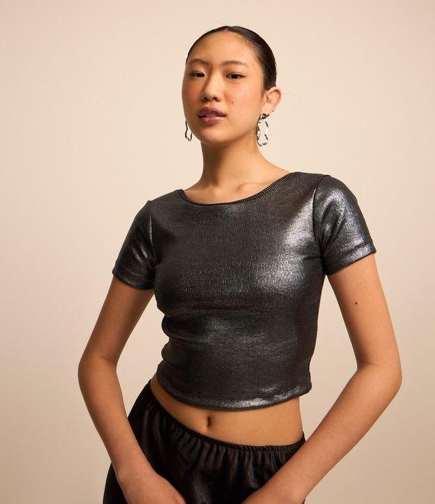 Blusa em Algodão com Fio Metalizado em Foil e Costas Abertas - 2