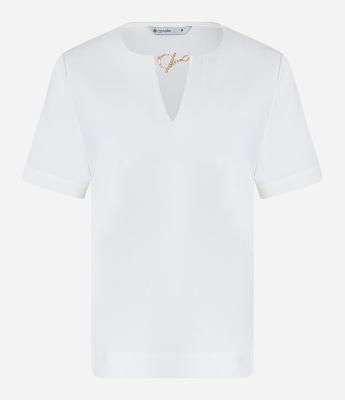 Blusa em Crepe com Detalhe de Metal na Gola