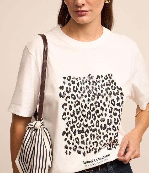 Camiseta em Algodão com Estampa Animal Print Onça - 3