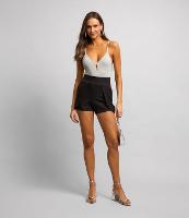 Short Curto em Crepe Sobreposto - 1