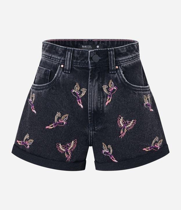 Short Mom Jeans com Bordadinhos de Tucanos - 1