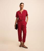 Calça Reta em Crepe com Detalhe no Cós e Estampa Geométrica - 2