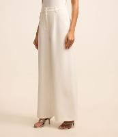 Calça Pantalona em Crepe com Passantes no Cós - 3