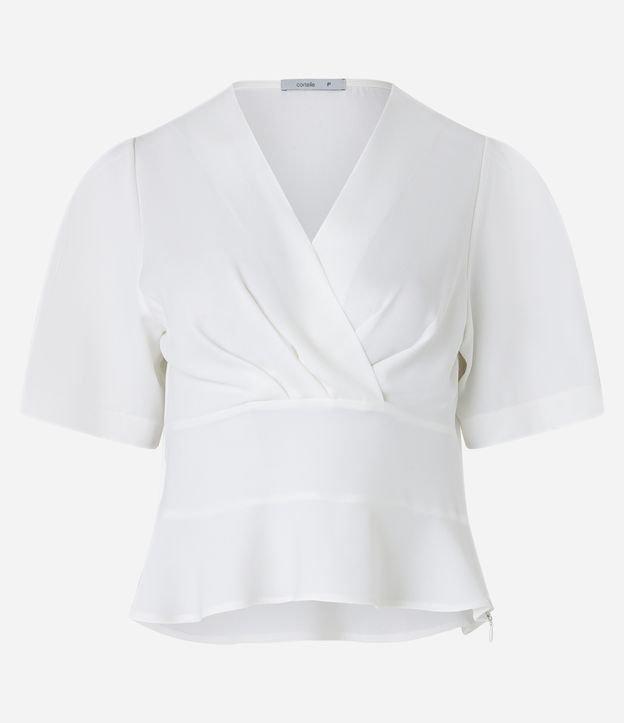 Blusa em Crepe com Decote Transpassado e Recorte - 1