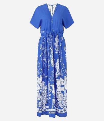 Vestido Evasê em Viscose com Amarração e Estampa Folhagem