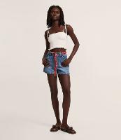 Short Mom Jeans com Bolso Faca e Barra Dobrada - 5