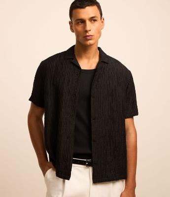 Camisa Boxy com Textura e Manga Curta