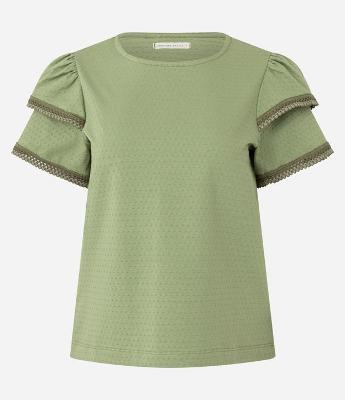 Blusa em Algodão com Babado na Manga e Detalhe Efeito Crochê