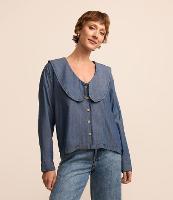 Camisa Jeans com Gola Ampla e Abotoamento Frontal - 1