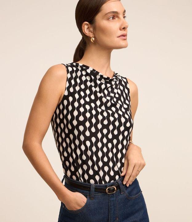Blusa Sem Manga em Microfibra com Estampa Geométrica - 2