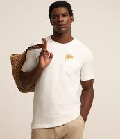 Camiseta Regular em Algodão com Bolso e Aplicação - 2