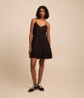 Vestido Curto em Viscose com Detalhe no Busto - 3