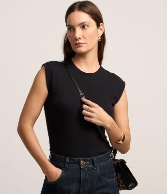 Blusa Canelada em Ribana com Manga Sem Cava