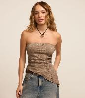 Blusa Texturizada com Decote Tomara que Caia e Textura de Furinhos - 2