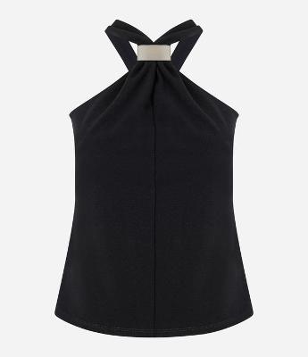 Blusa em Crepe com Gola Halter e Detalhe Metalizado