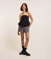 Short Alfaiatado com Pregas e Bolsos - 2