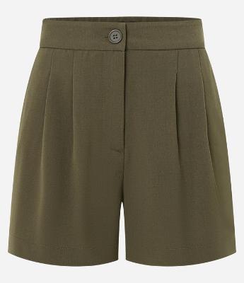 Short Alfaiatado com Pregas e Bolsos