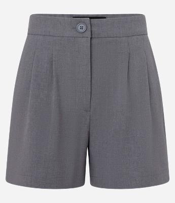 Short Alfaiatado com Pregas e Bolsos