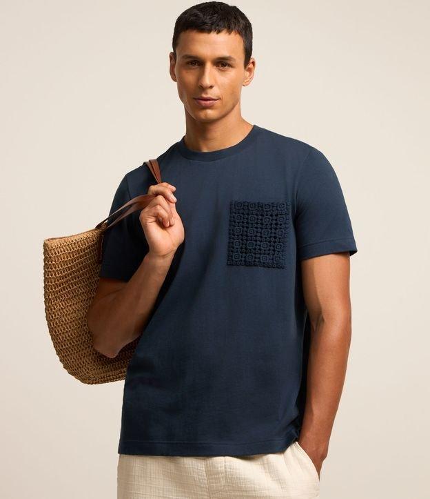 Camiseta em Algodão e Bolso Frontal com Detalhes - 2