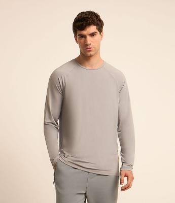 Camiseta Esportiva em Tecnologia Dry e Mangas  Raglan Proteção UV
