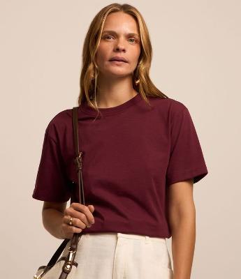Camiseta em Algodão com Gola Redonda
