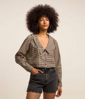 Camisa Cropped em Tricoline Xadrez com Lapelas e Botões - 2