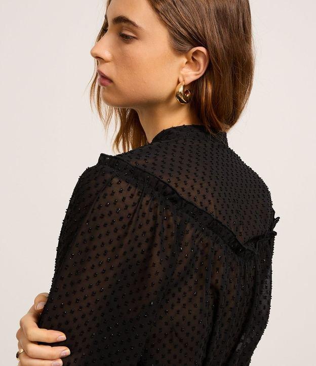 Camisa em Chiffon com Lastex e Aplicações Bordadas - 2