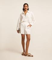 Short em Laise com Cós Alfaiatado e Detalhe Bordado - 2