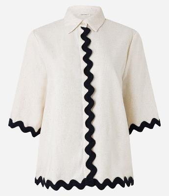 Camisa em Viscolinho com Barra Nuvem Contrastente