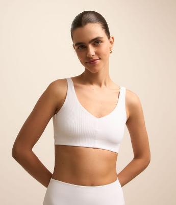 Top Esportivo com Bojo com Decote em V nas Costas